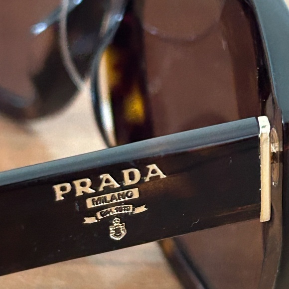 Prada Sunglasses Tortoise Shell SPR 16x-F Cat Eye Italy - Picture 6 of 6